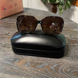 Coach Dark Tortoise Sunglasses 🕶️